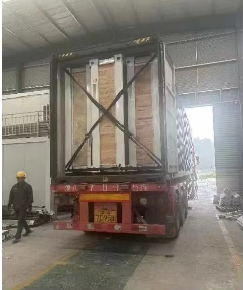 Direct Factory Sales Customizable 20ft Modular Steel Container Room With Glass Wall for Houses Offices and Outdoor Halls manufacture