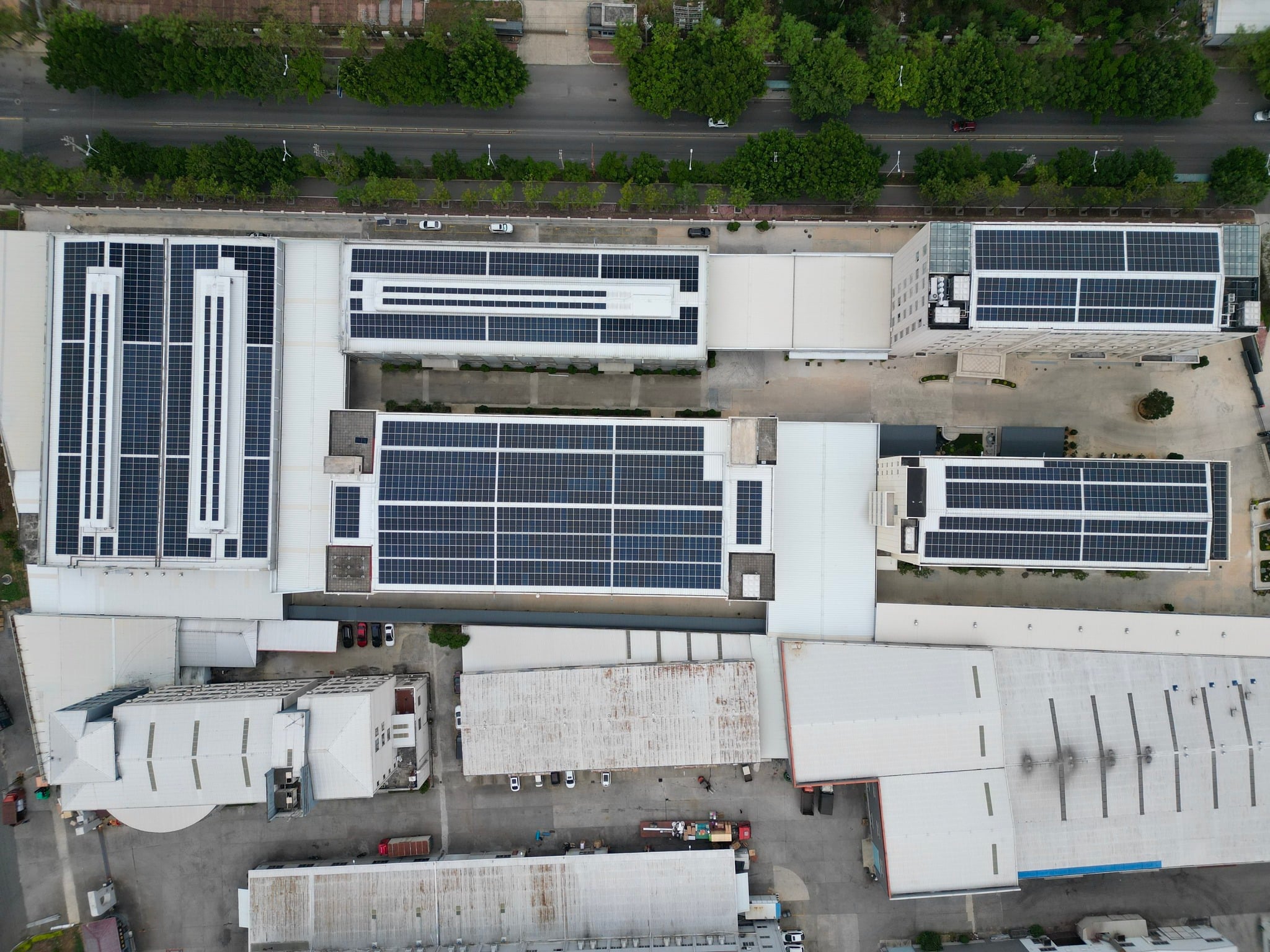 Fábrica de Eletrônicos – Projeto Fotovoltaico de 1066,83 kW em Fujian, China