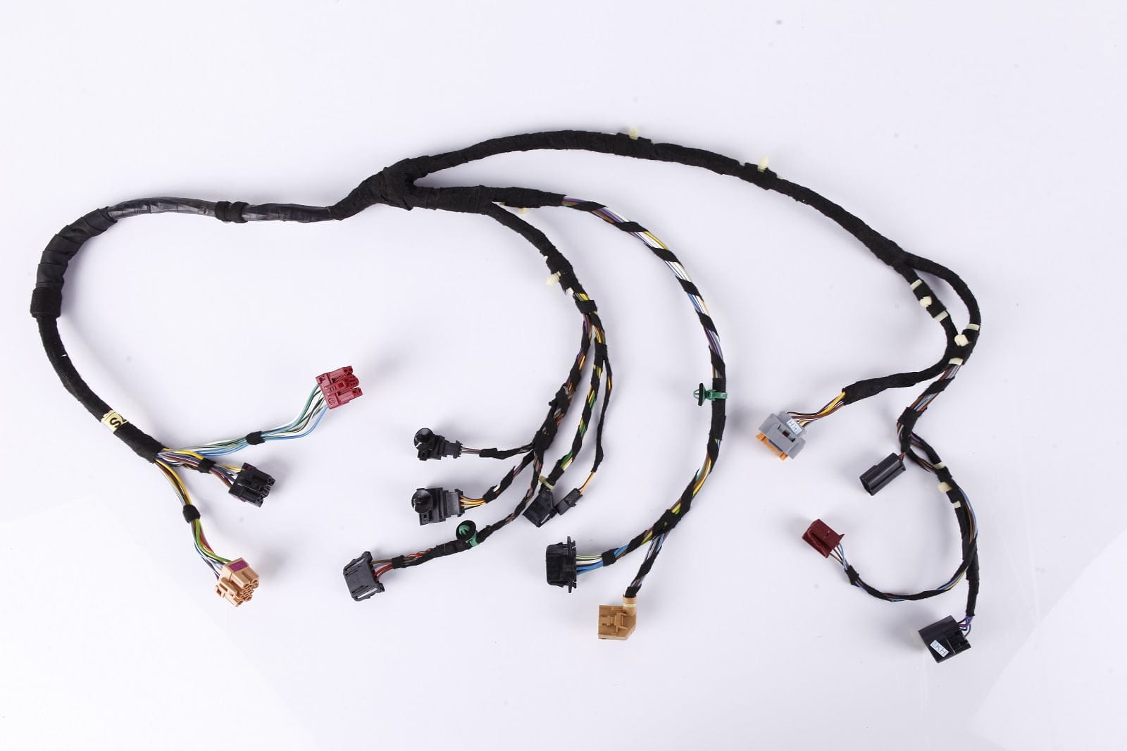 Auto Electrical Harness Solutions for Global Automotive Excellence