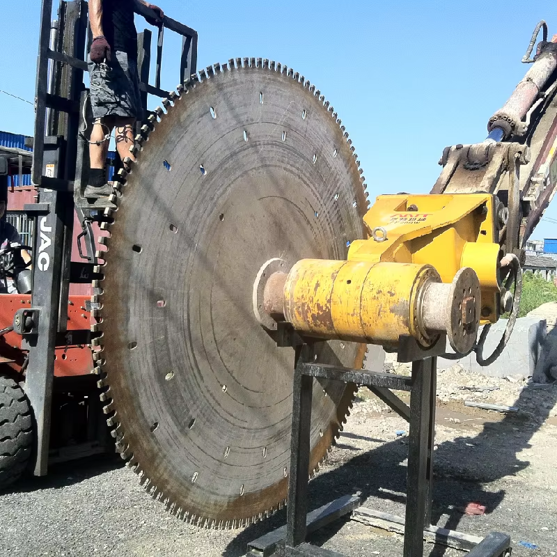 Rock Cutting Band Saw – Precision Industrial Saw for Stone, Granite & Masonry
