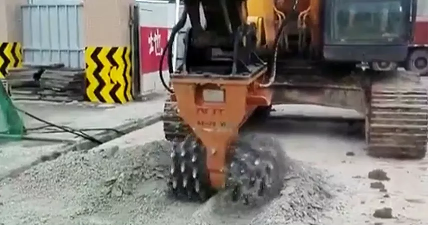 Road Construction Difficult? Yichen to Help!