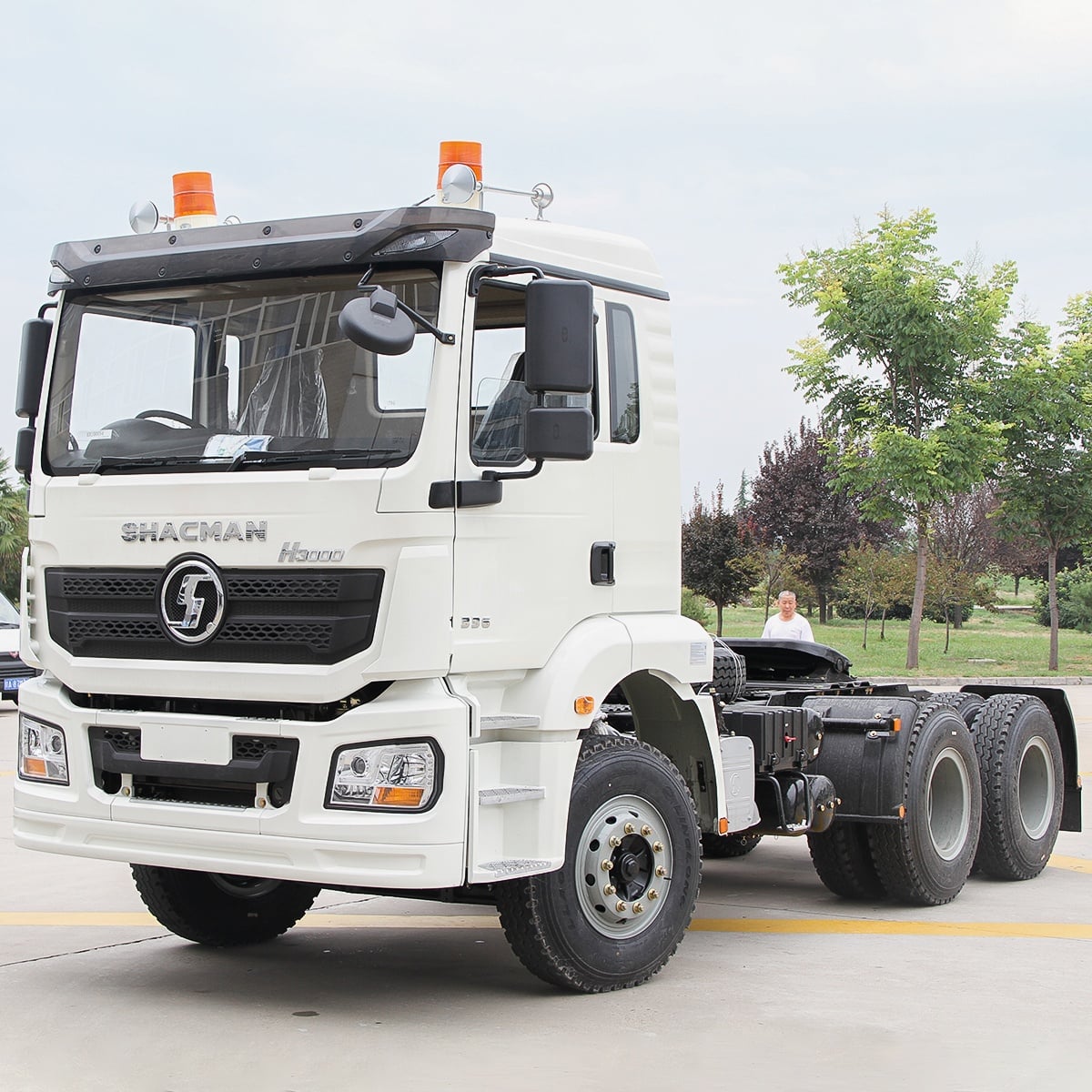 Shacman H3000 6x4 Tractor Truck