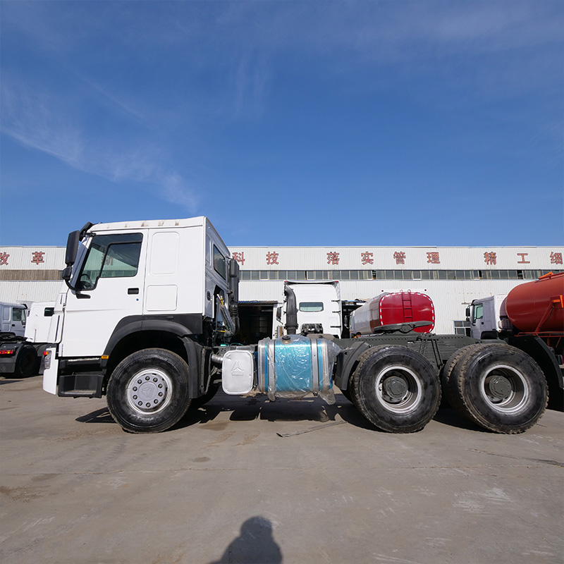 Used Sinotruk Howo 6x4 Tractor Truck