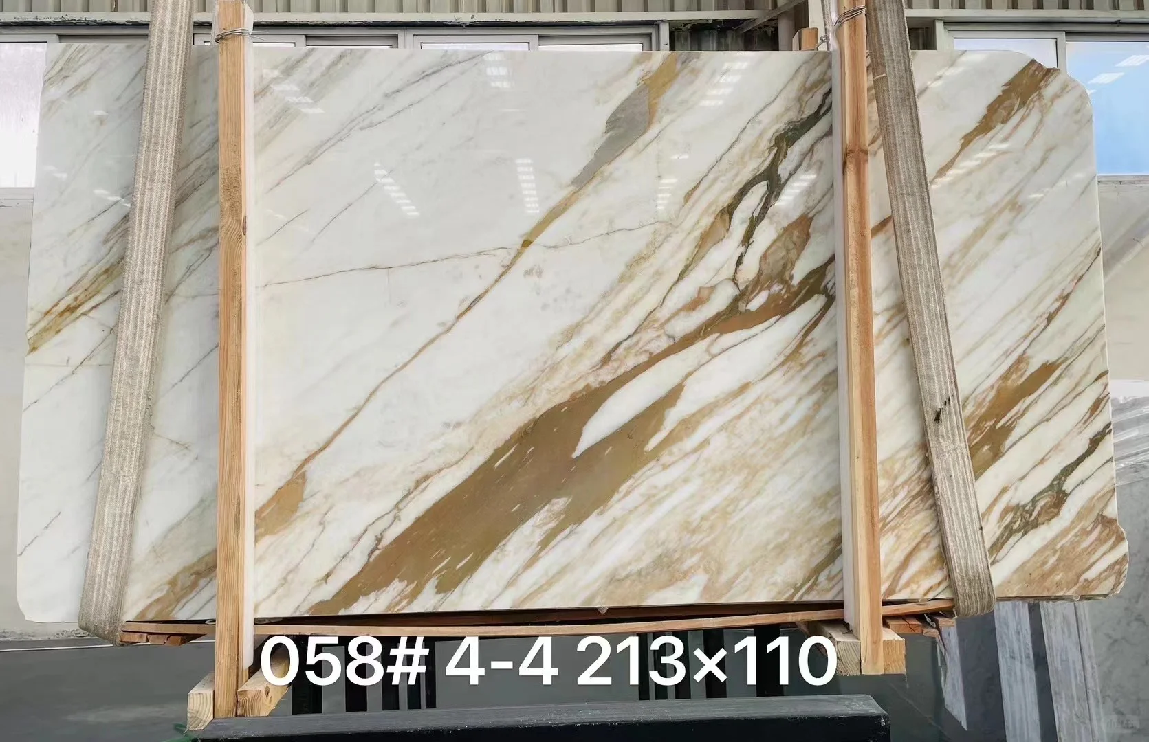 Где найти лучших оптовых поставщиков Calacatta Oro?