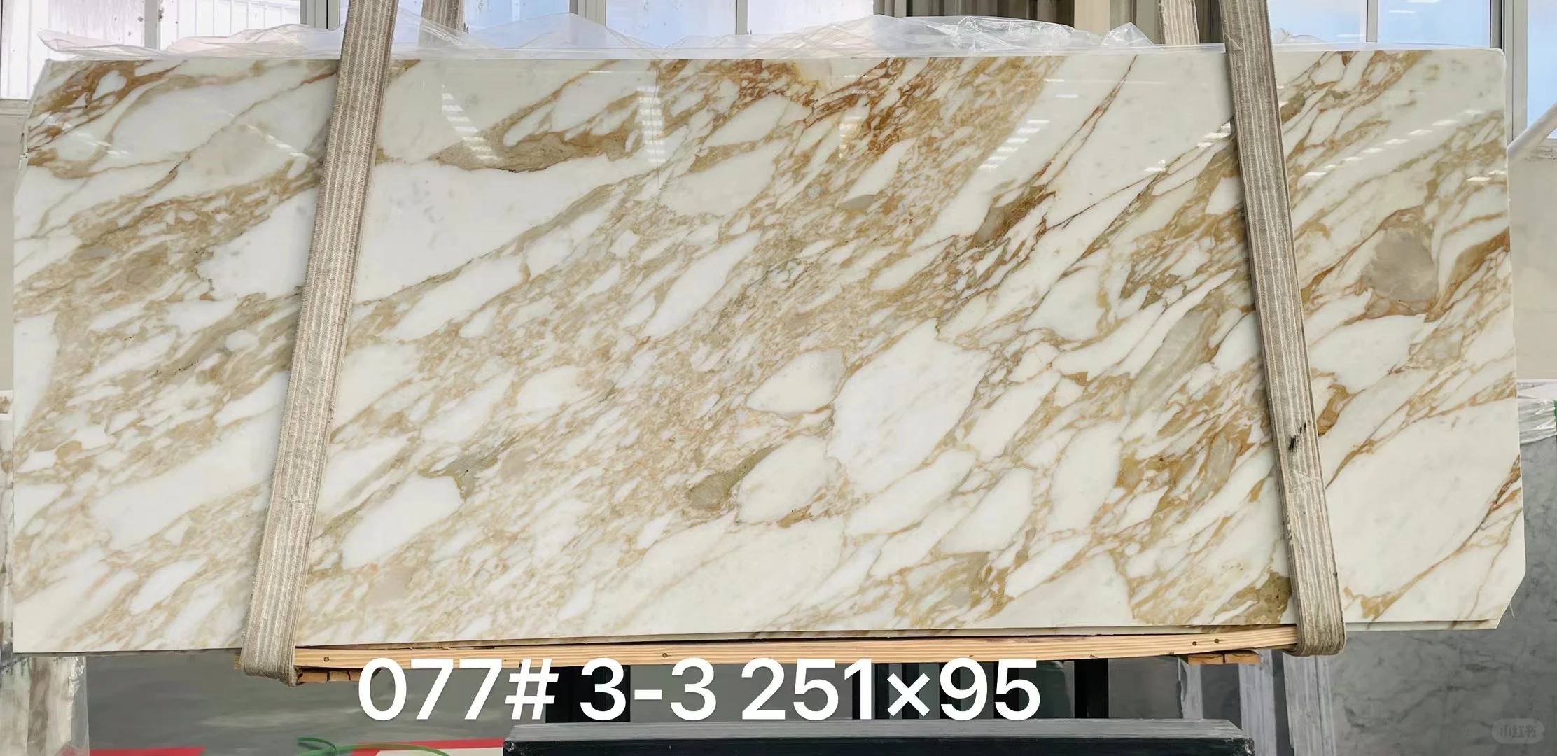 Какие преимущества использования Calacatta Oro в вашем доме?
