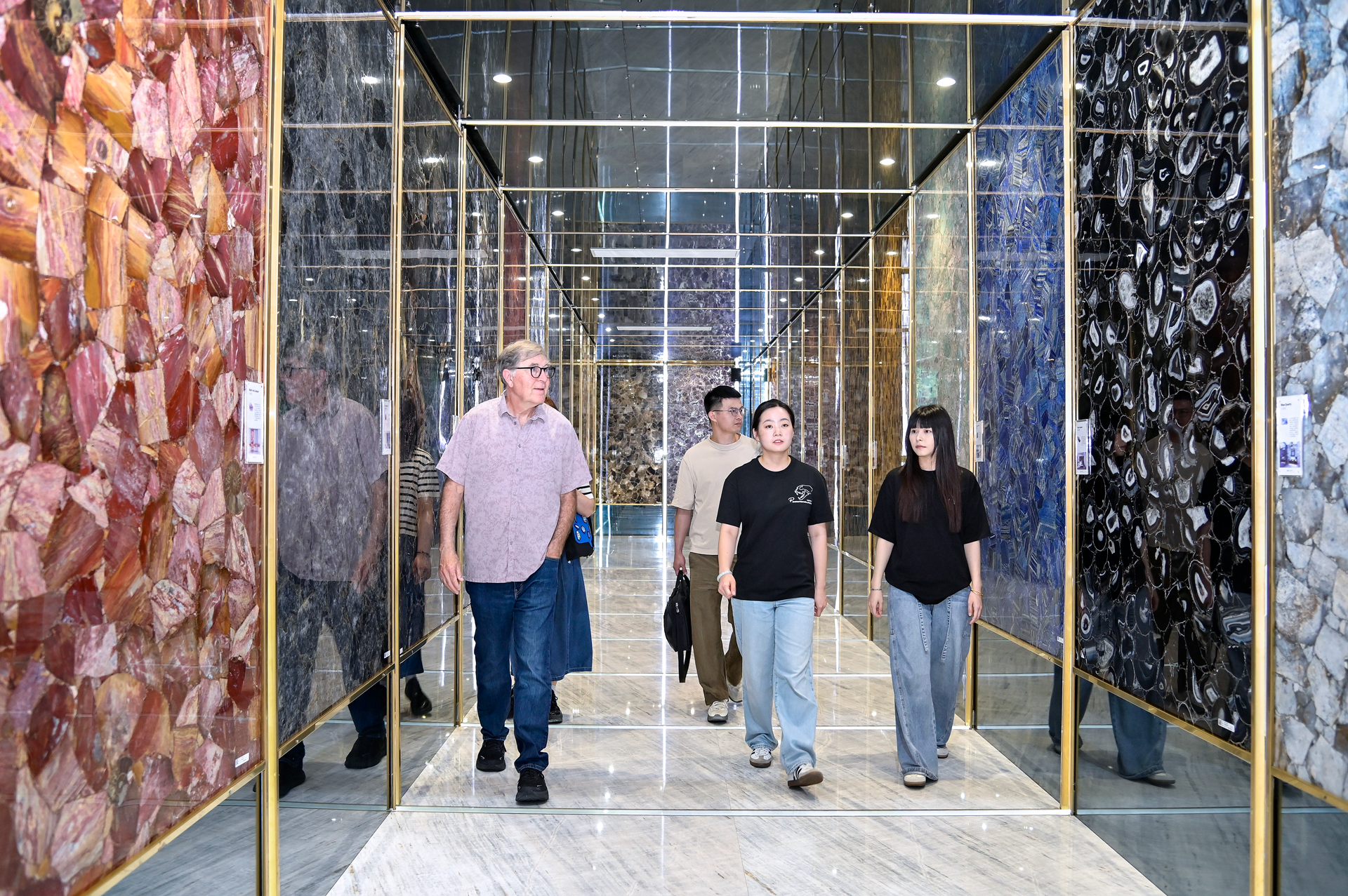 2025 Crafoord Prize Laureate and World-Leading Immunology Scholar Professor David Nemazee Visits Yingliang Museum for Exchange3.png