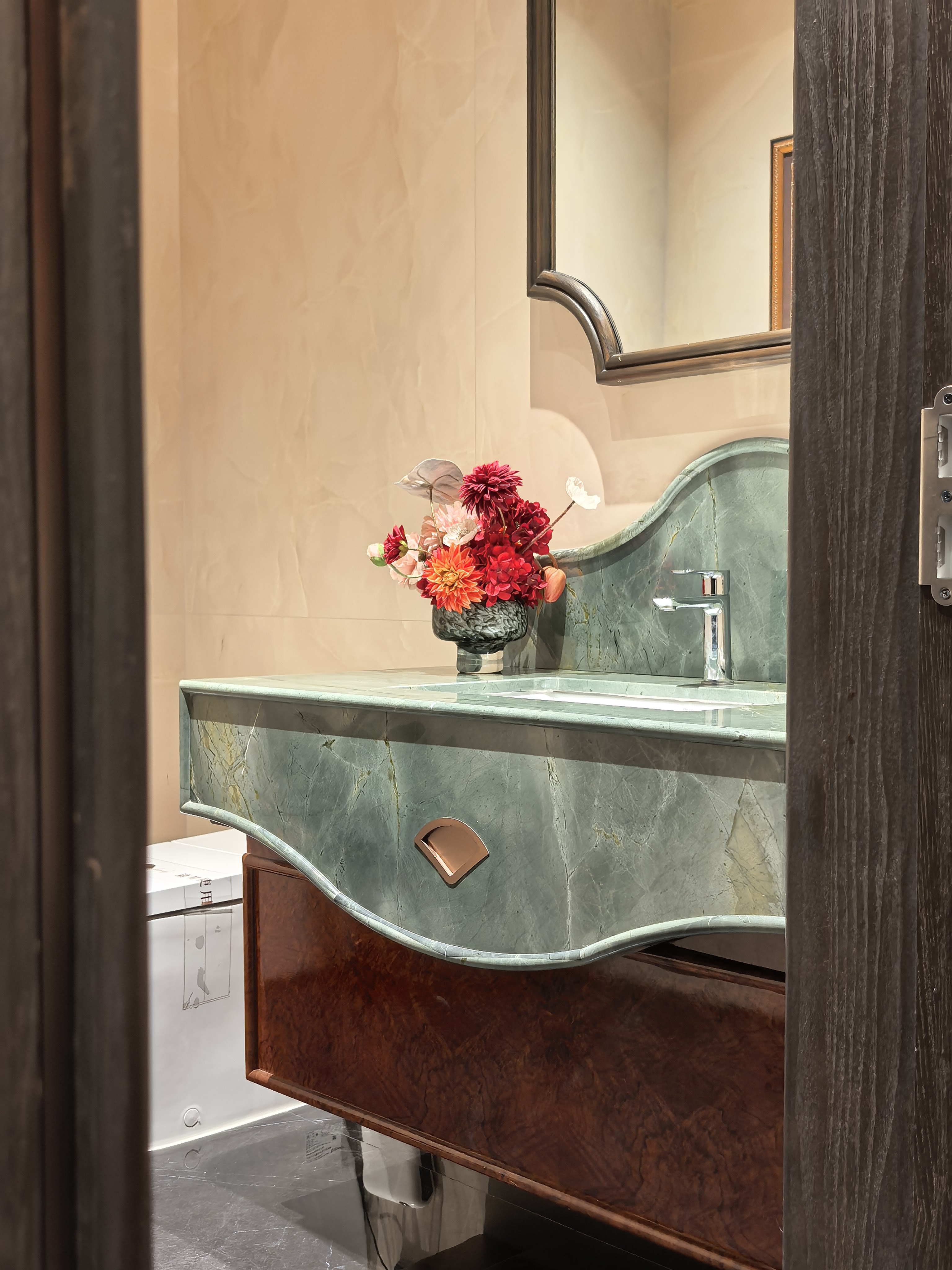What Are the Top Trends in Marble Backsplash Designs for 2026?