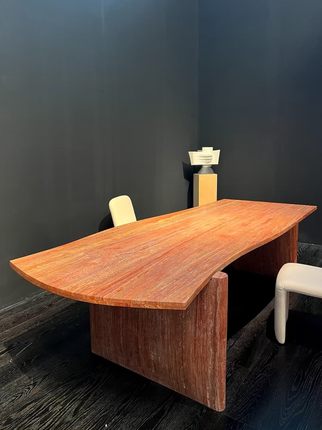 Travertino rojo - Mesa de piedra premium, muebles de piedra, obras de arte en piedra