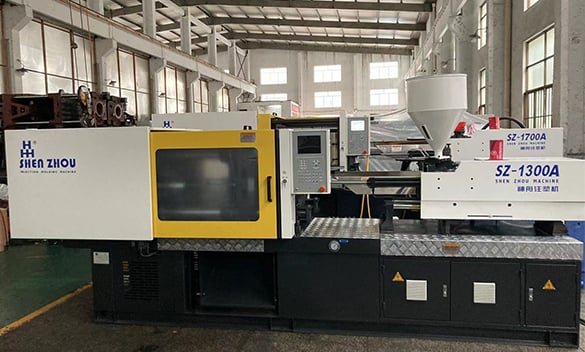 How to Maintain an Injection Molding Machine