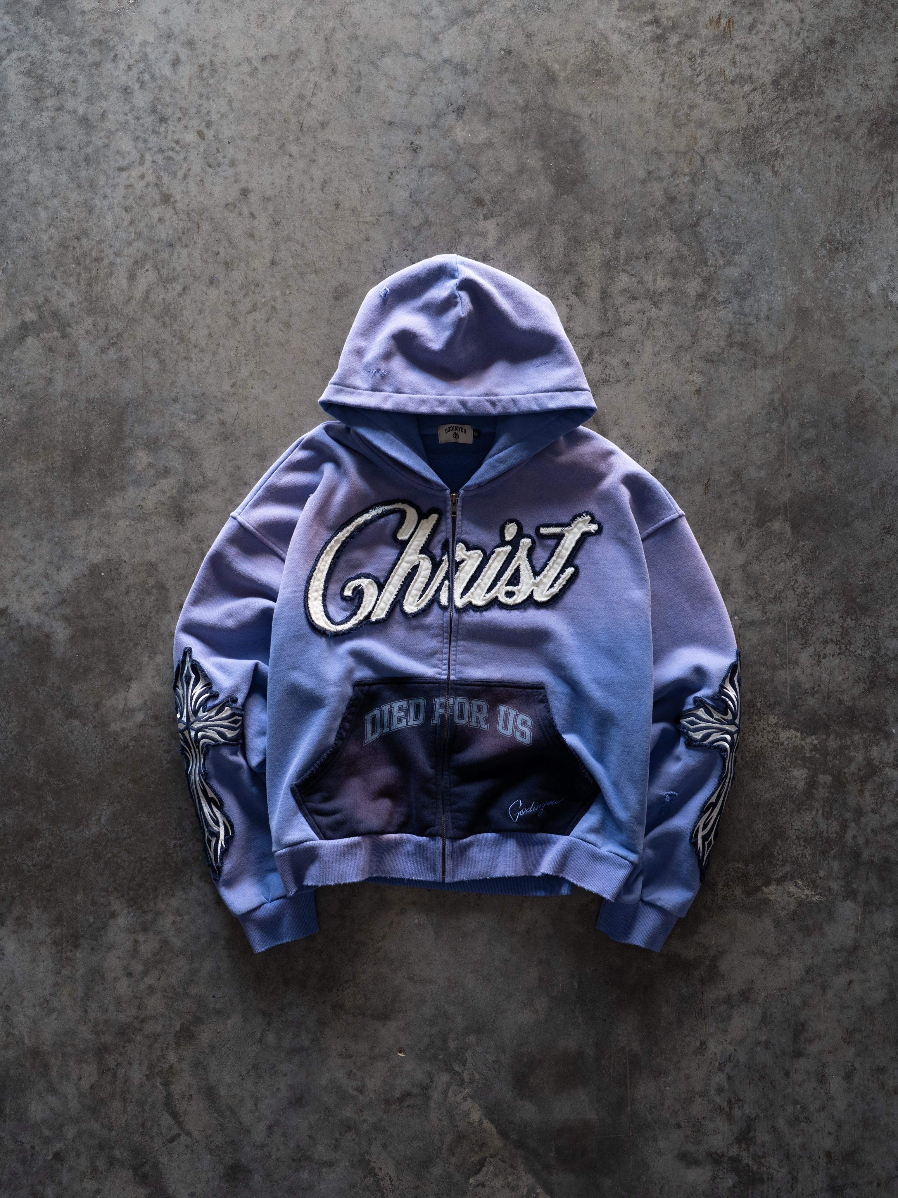 Diversified Custom Crafts & Ultra-Low MOQ Flexibility