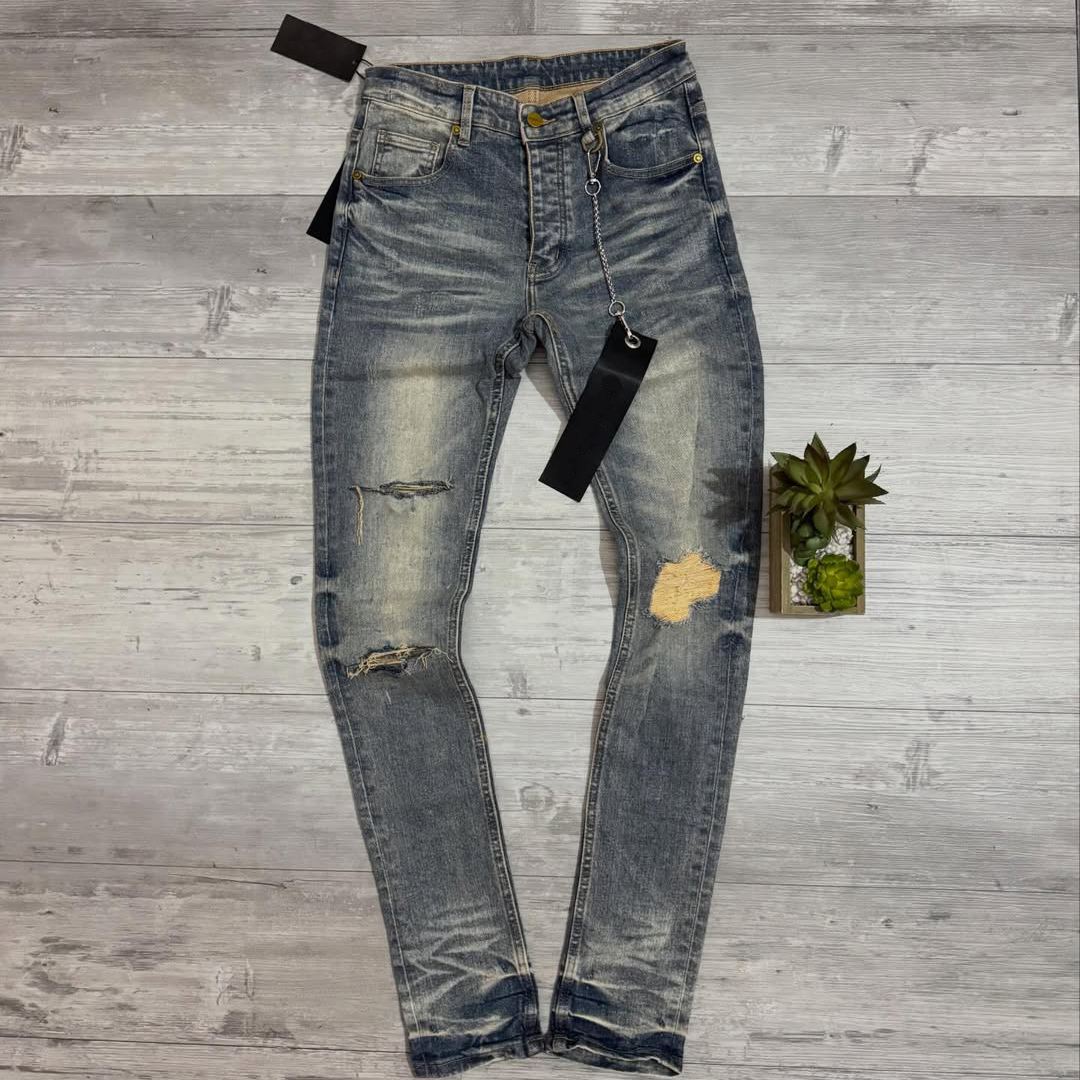 Men’s Super Skinny Jeans: Precision-Fitted Denim for Modern Style