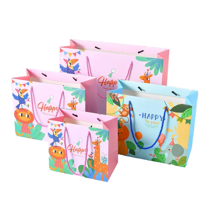 Coffee shops, bookstores, boutiques: Customized kraft paper bag solutions for different stores.