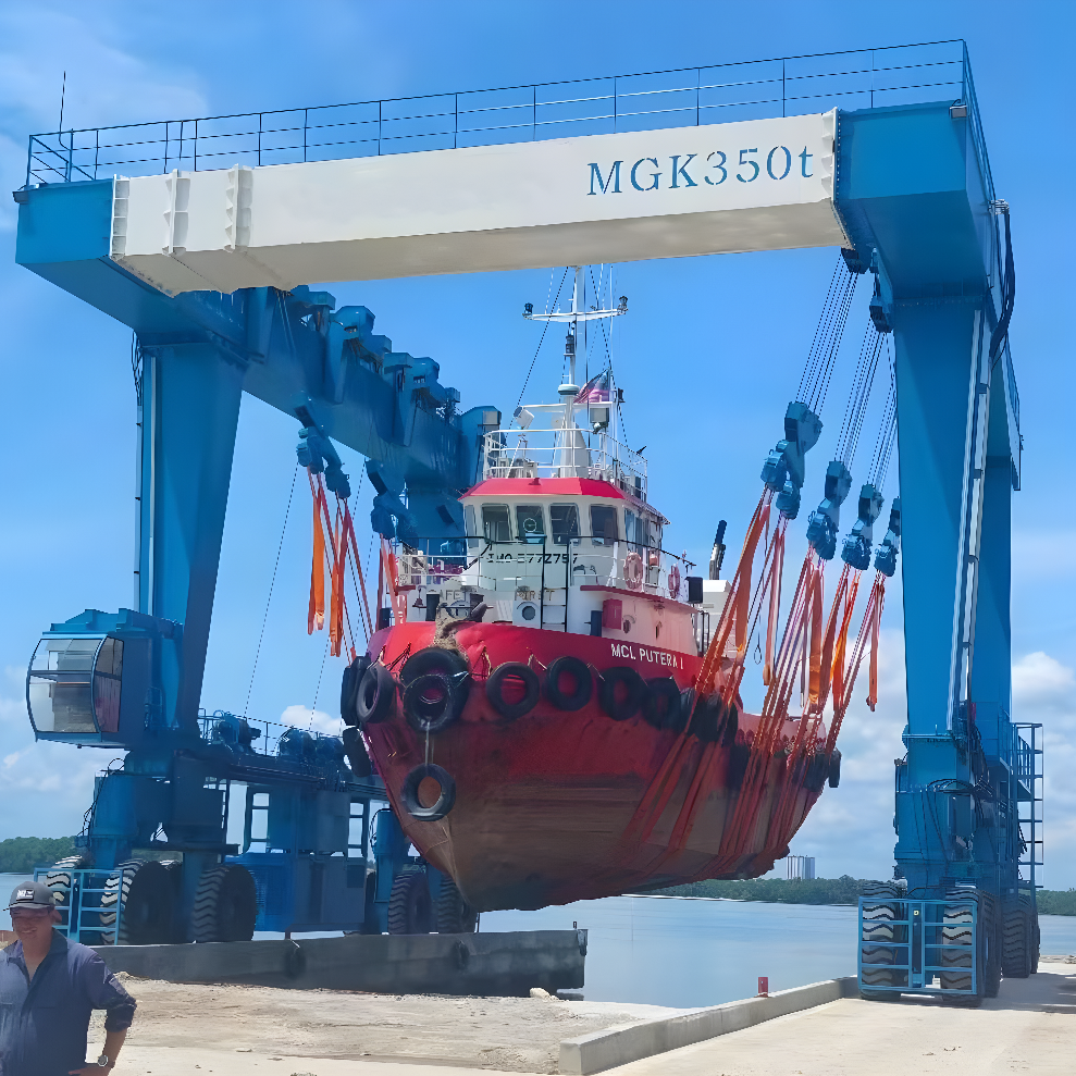 300t heavy-duty yacht crane