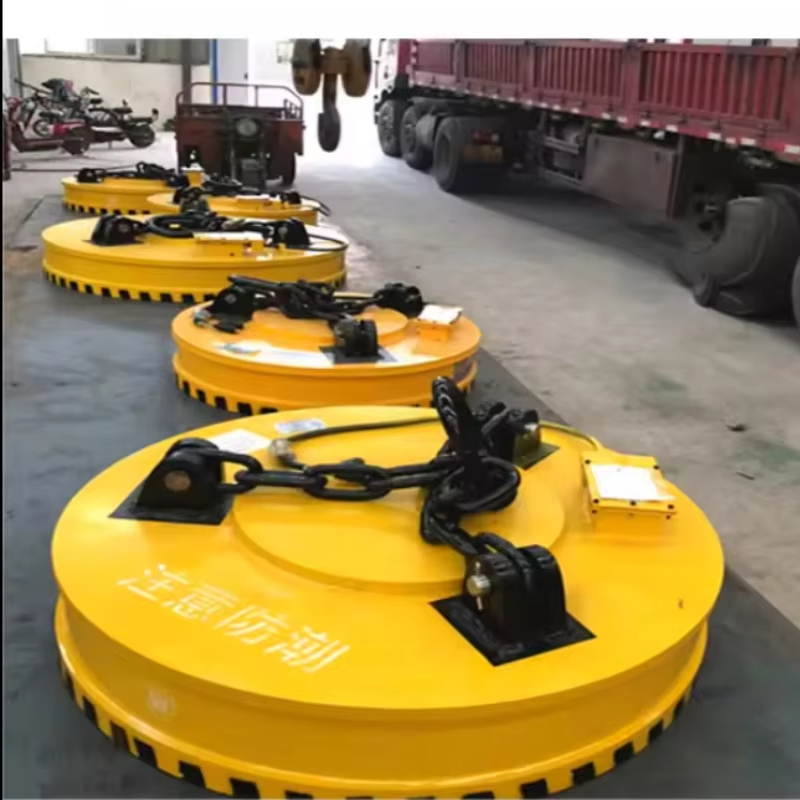 Electromagnetic powerful suction cup with a capacity of 6 to 38 tons