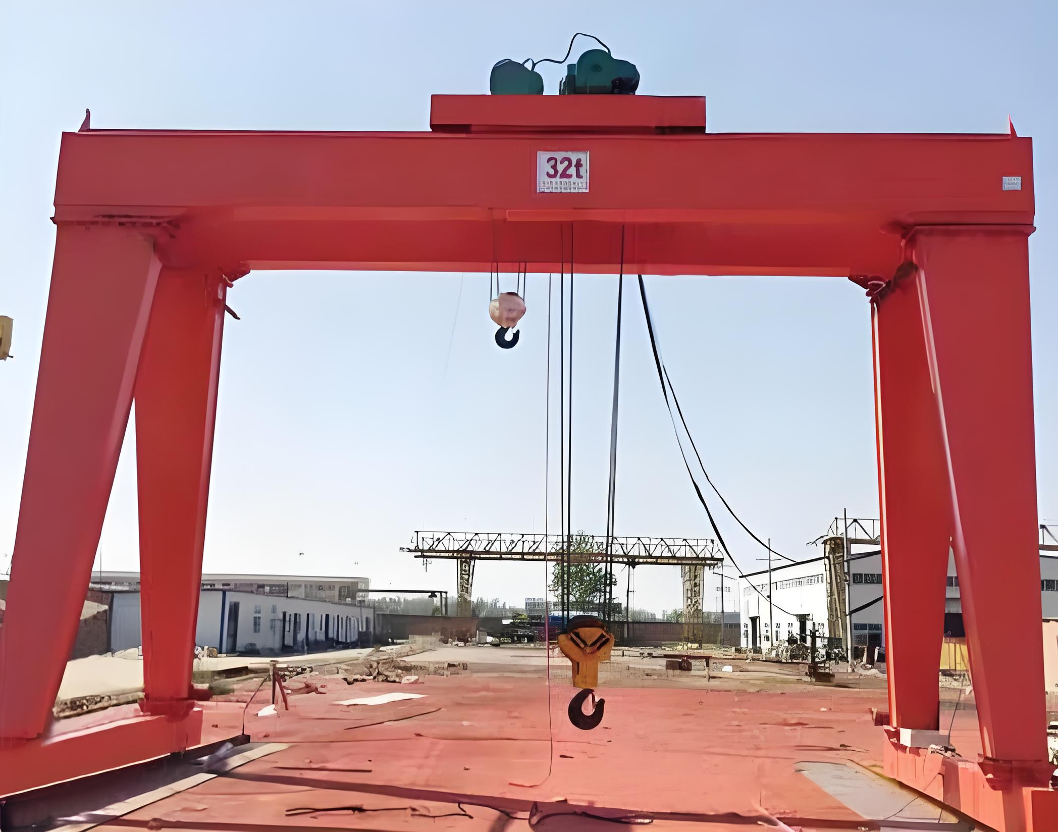 Specialized in manufacturing 20t double-girder gantry cranes