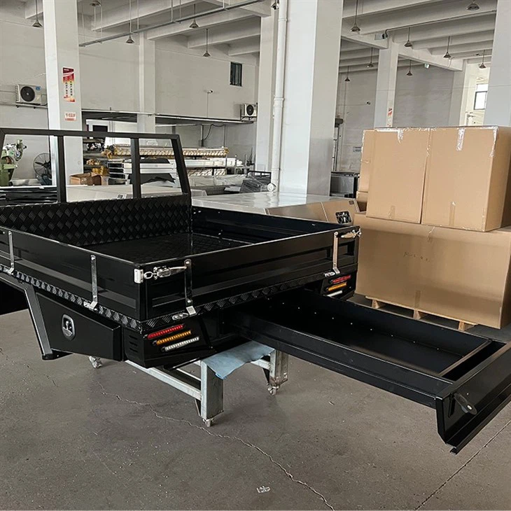 31800 Aluminium Tray Black Powder Coating for Dual Cab.webp