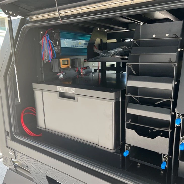 Black Aluminium Canopy for Dual Cab with Roof Tent5.png