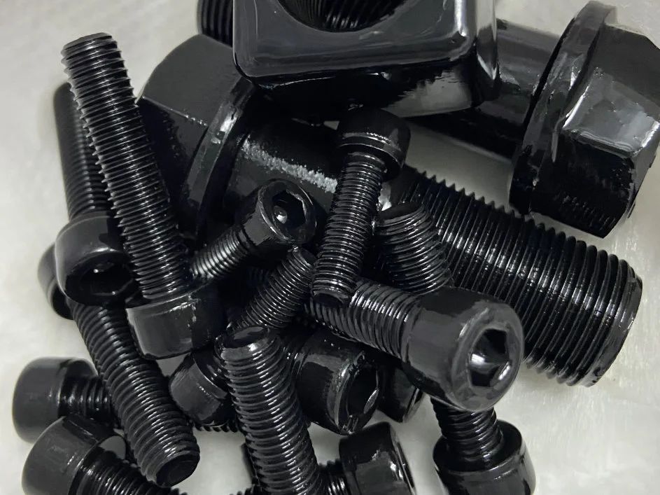 Tired of Blackening Troubles on Fasteners? KERUN PR520 Has the Solution