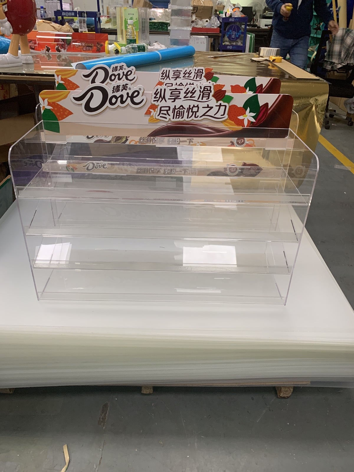 Mini Display Stand Trends: What's Hot in Retail
