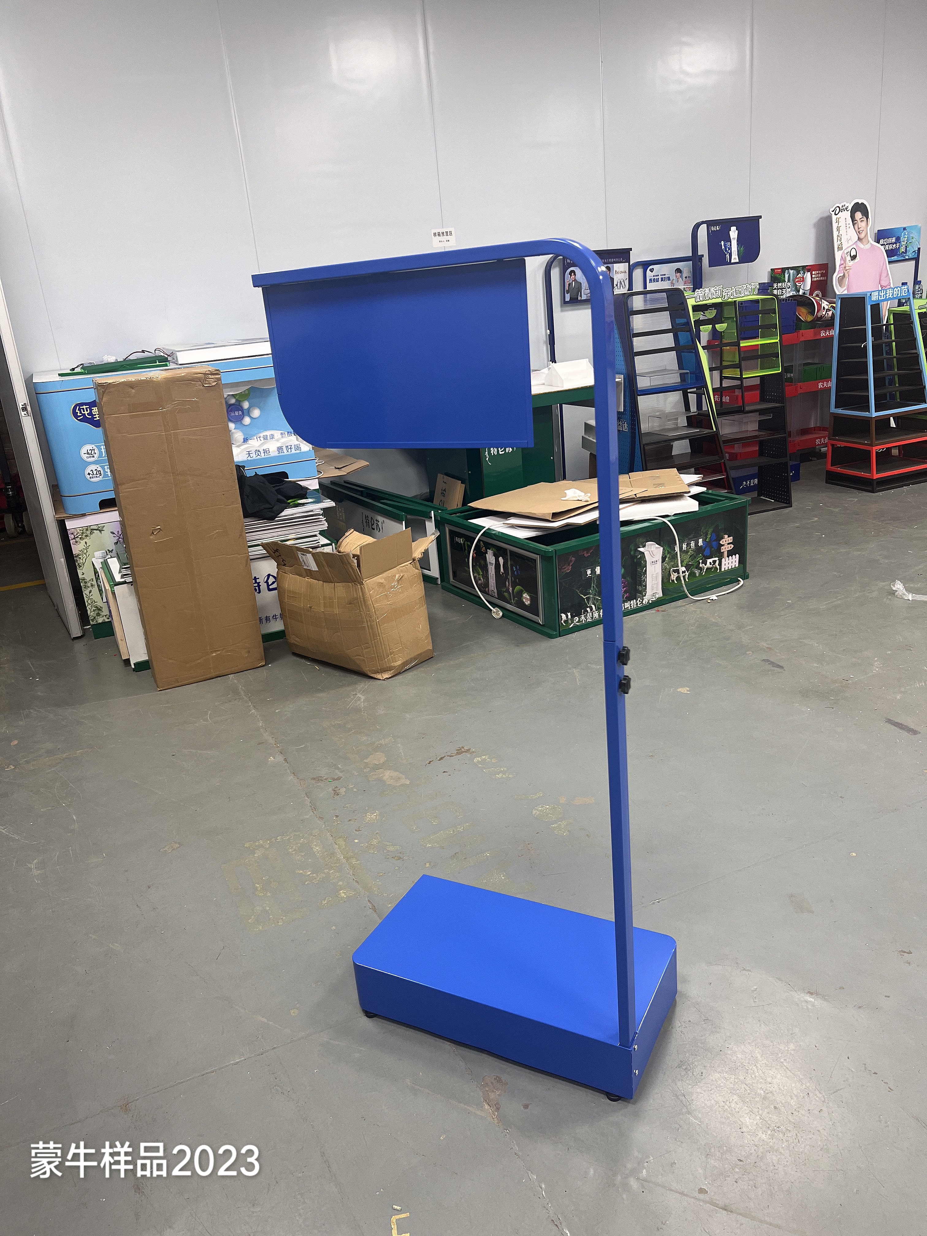 Customizable Design for Any Retail Space