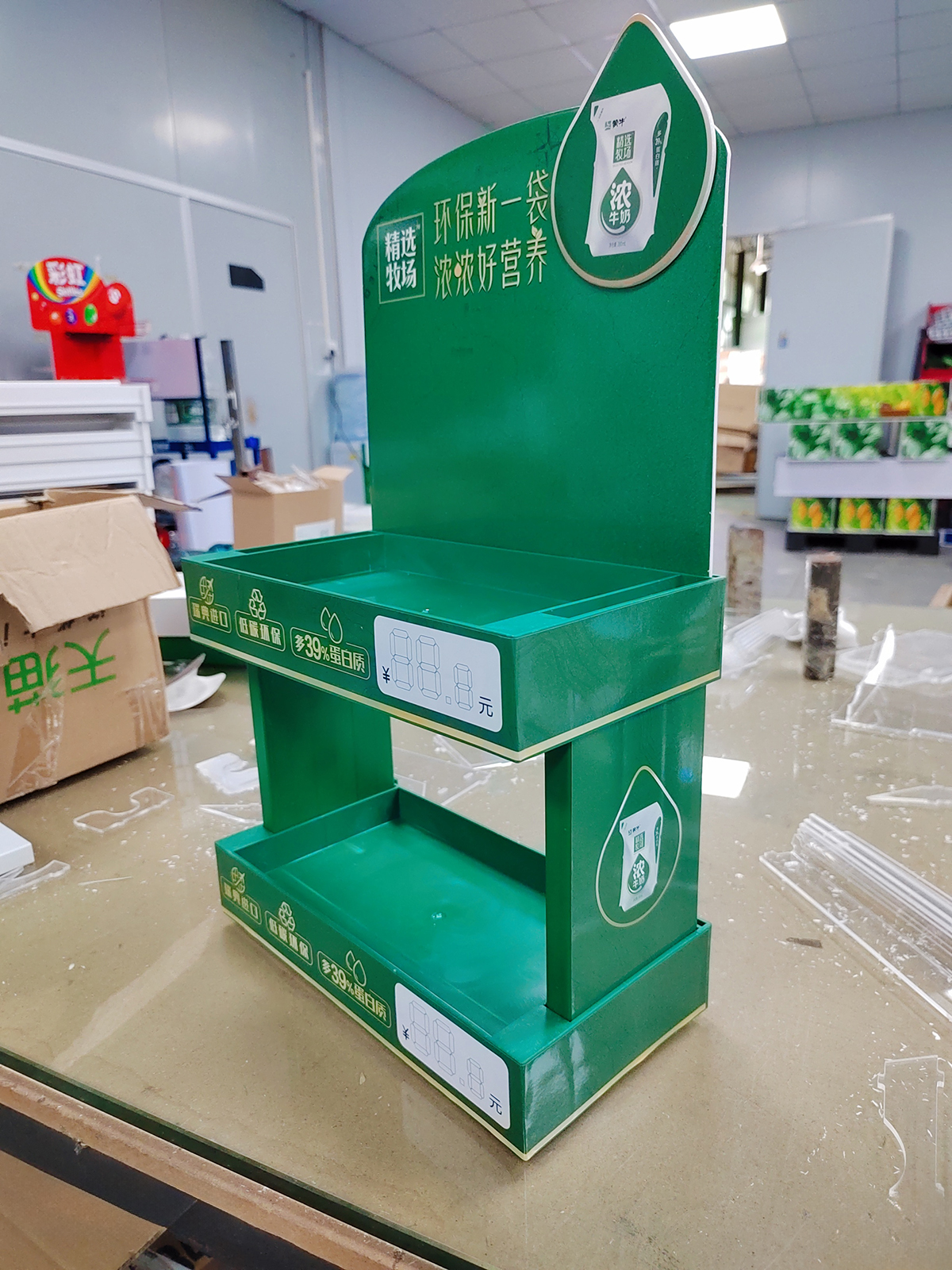 What are plastic display stands and how do they work?