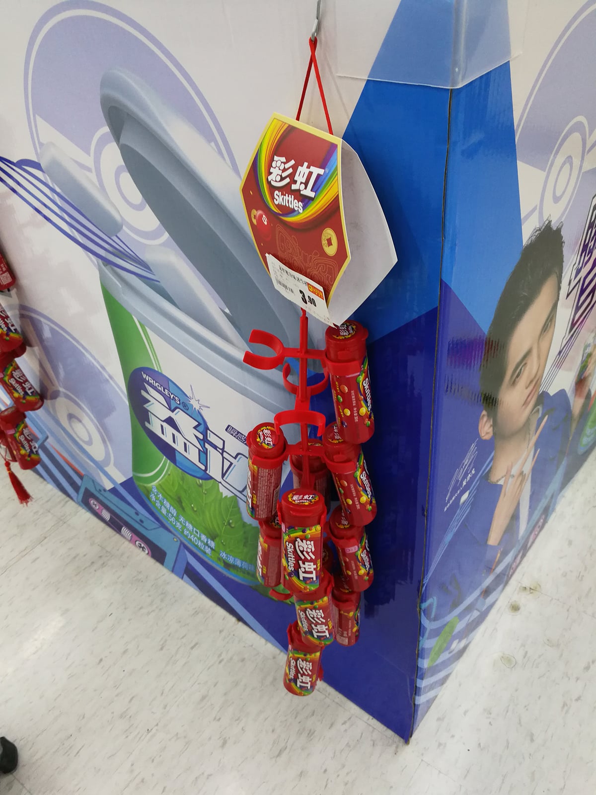 Custom Plastic POP Display in 5 Steps: From CAD File to Store Shelf