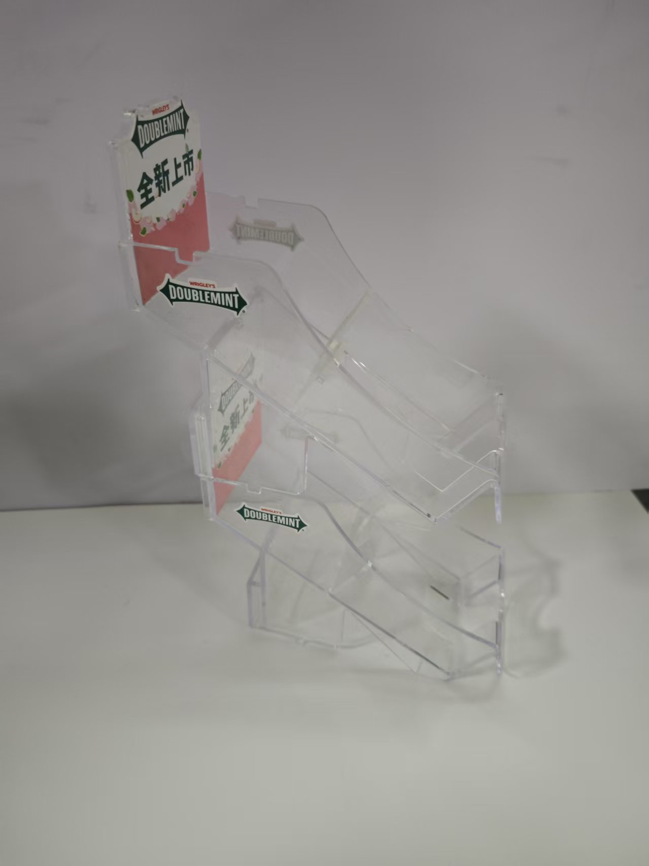 Flexible Design Configurations for Versatile Merchandising