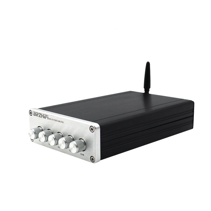 How does a power amplifier factory control output consistency?