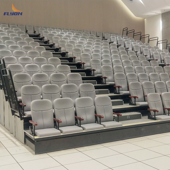 Retractable Bleacher - Comfo details