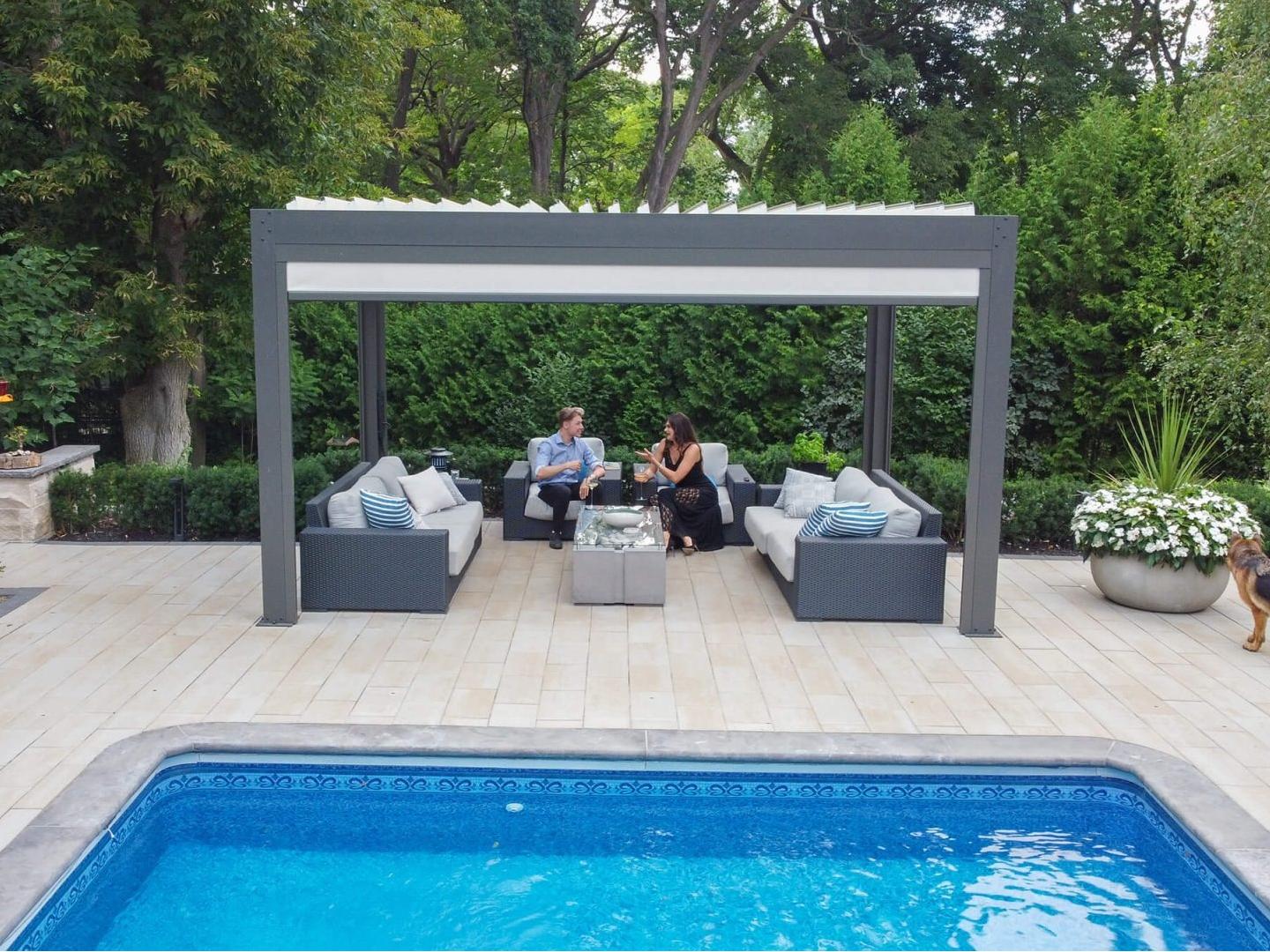 Luxury Retractable Top Aluminum T5 Pergola Outdoor Louvre Sliding Glass System Sunshade Curtain LED Lights Powder Coated