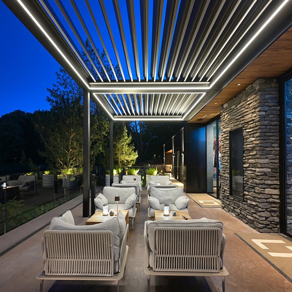 Heavy-duty vandtæt vindtæt aluminiumsspids tagskodder Pergola vejr sensor drevet Pergola Gazebo Pavillon
