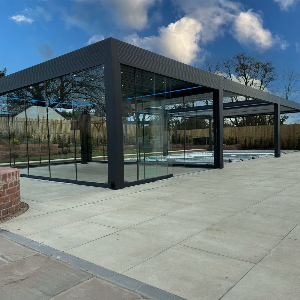 Wall Installation Outdoor Sunroom Aluminum Louvered Roof Luxury Pergola with Glass Door Efficient Drainage Modern Design for Garden