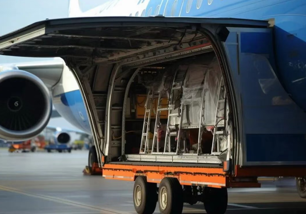 When choosing a freight forwarder, don't just look at the quote—these three 