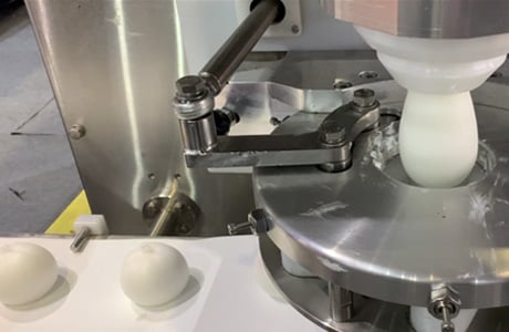Kremjā un augļu daifuku ražošanas līnija