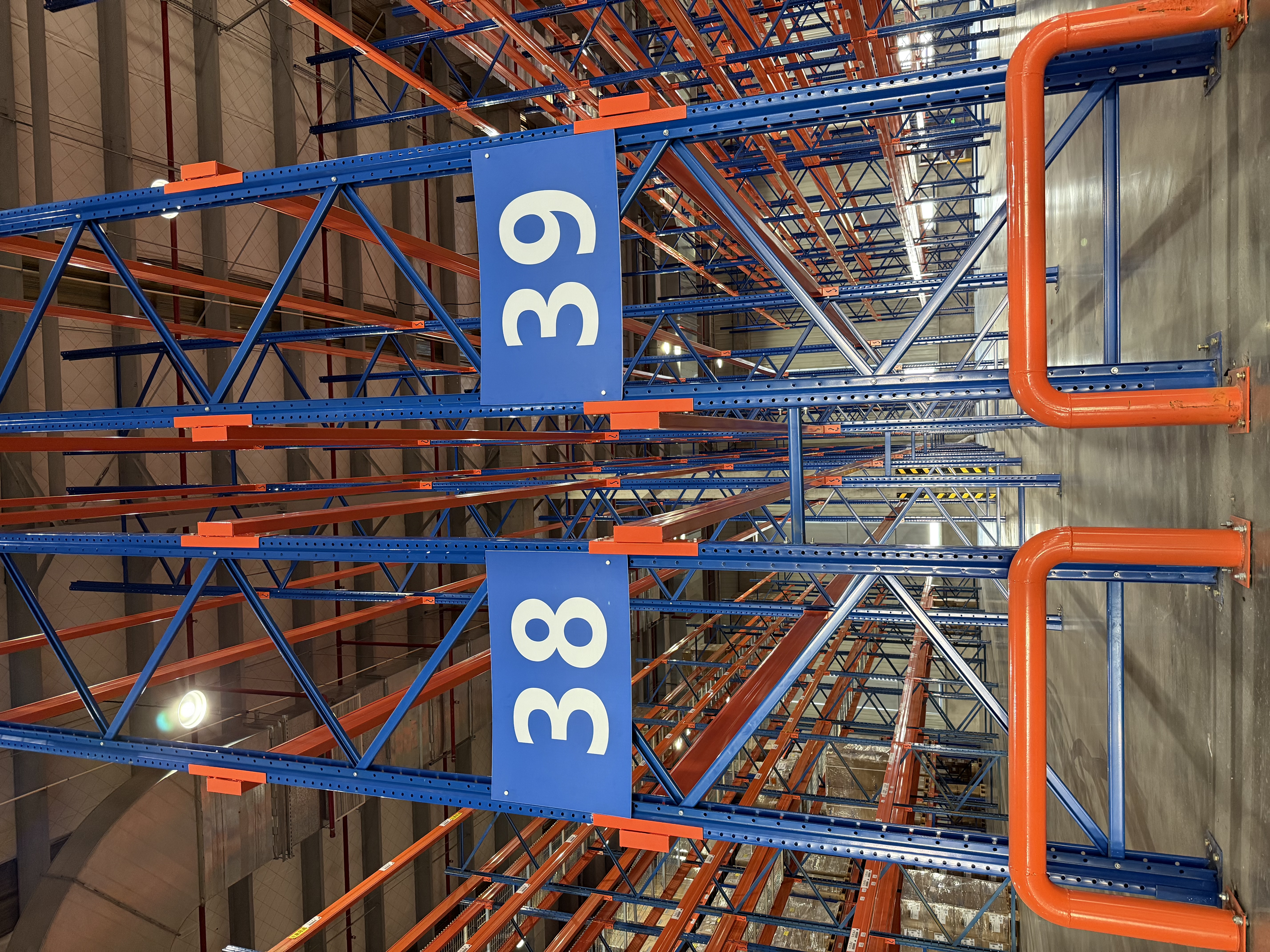 Optimieren Sie Ihre Operationen mit kostengünstigen Industrie-Lagerregallösungen