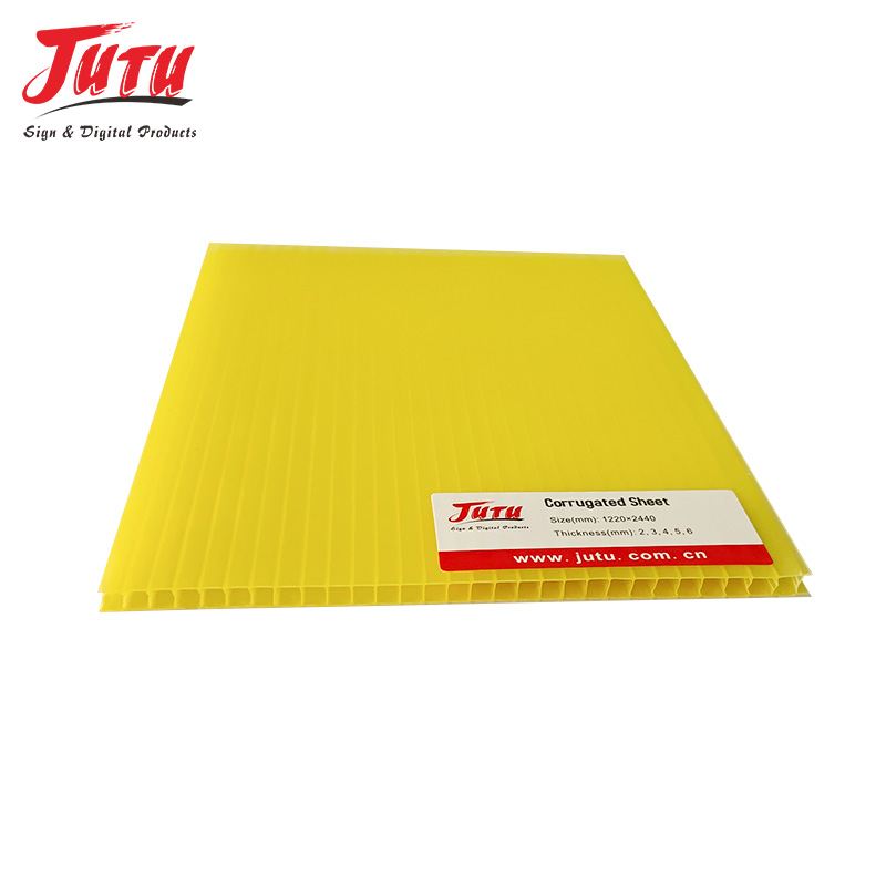 What to Consider When Cutting and Mounting Paper Foam Board