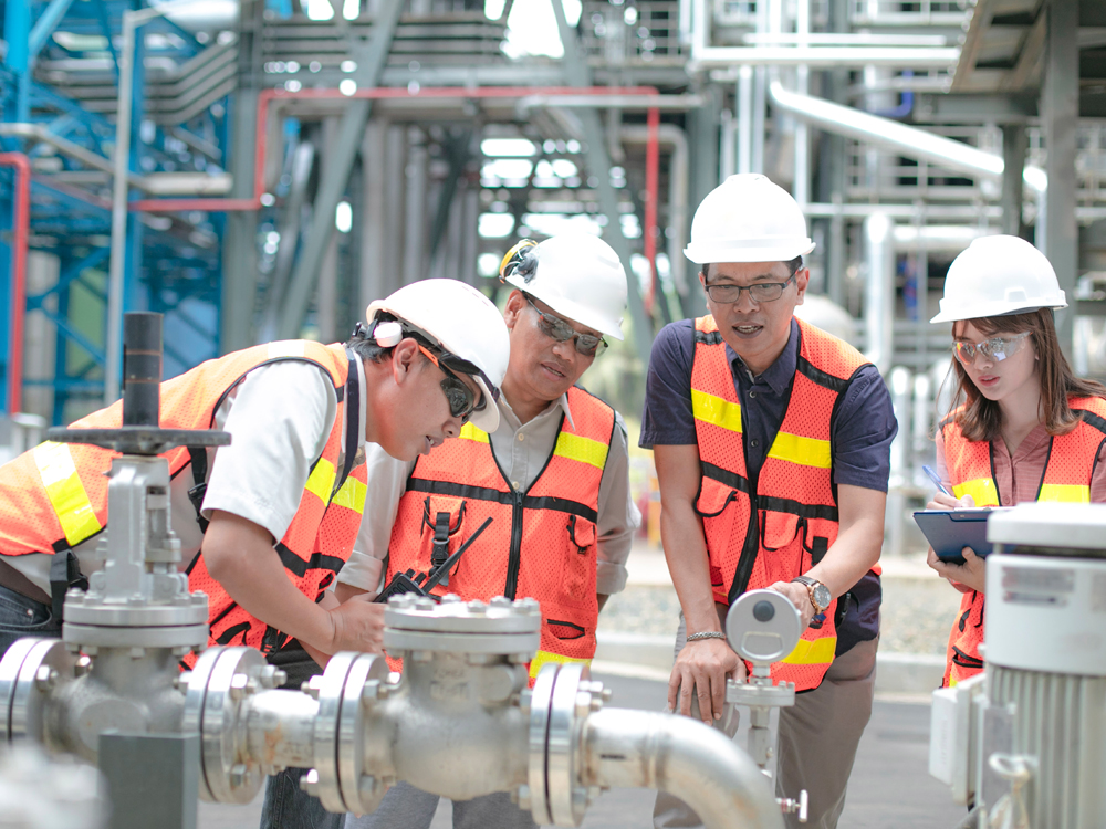 Inspección de Corrosión Interna y Obstrucción en Tuberías Petroquímicas