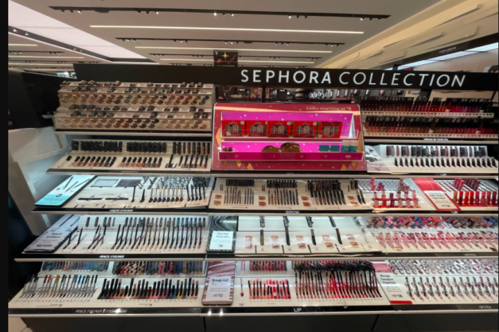 Sephora | Custom Cosmetic Display Racks