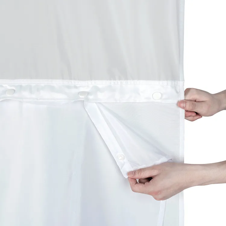 Luxuriöser weicher Stoff Polyester Satin einfarbiger weißer Duschvorhang ohne Haken für Hotels