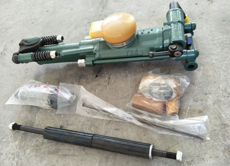 Small size and big power, a handheld rock-breaking 