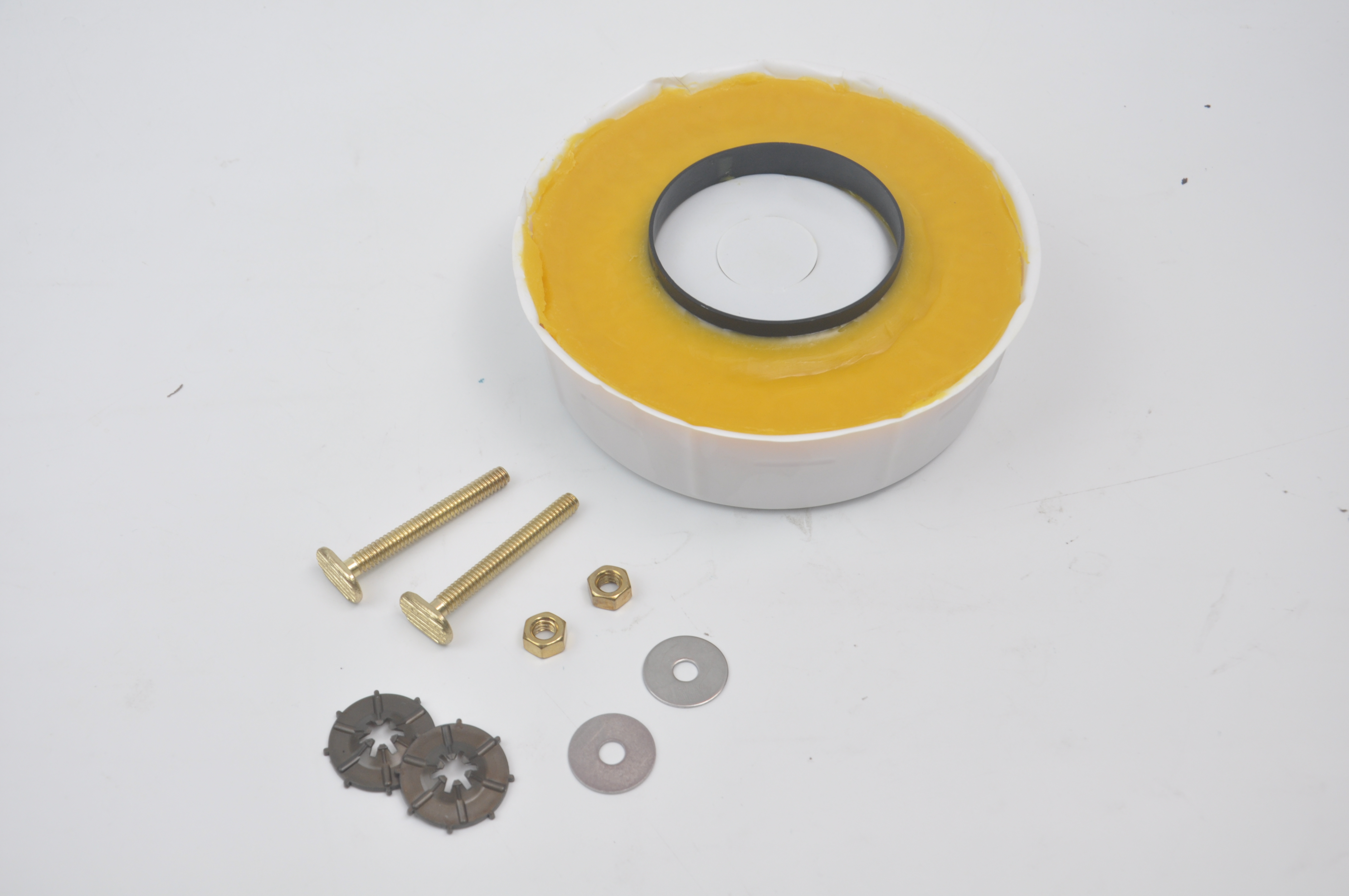 Cut Installation Time in Half: The Truth About Easy-Install, No-Leak Mounting Bolts
