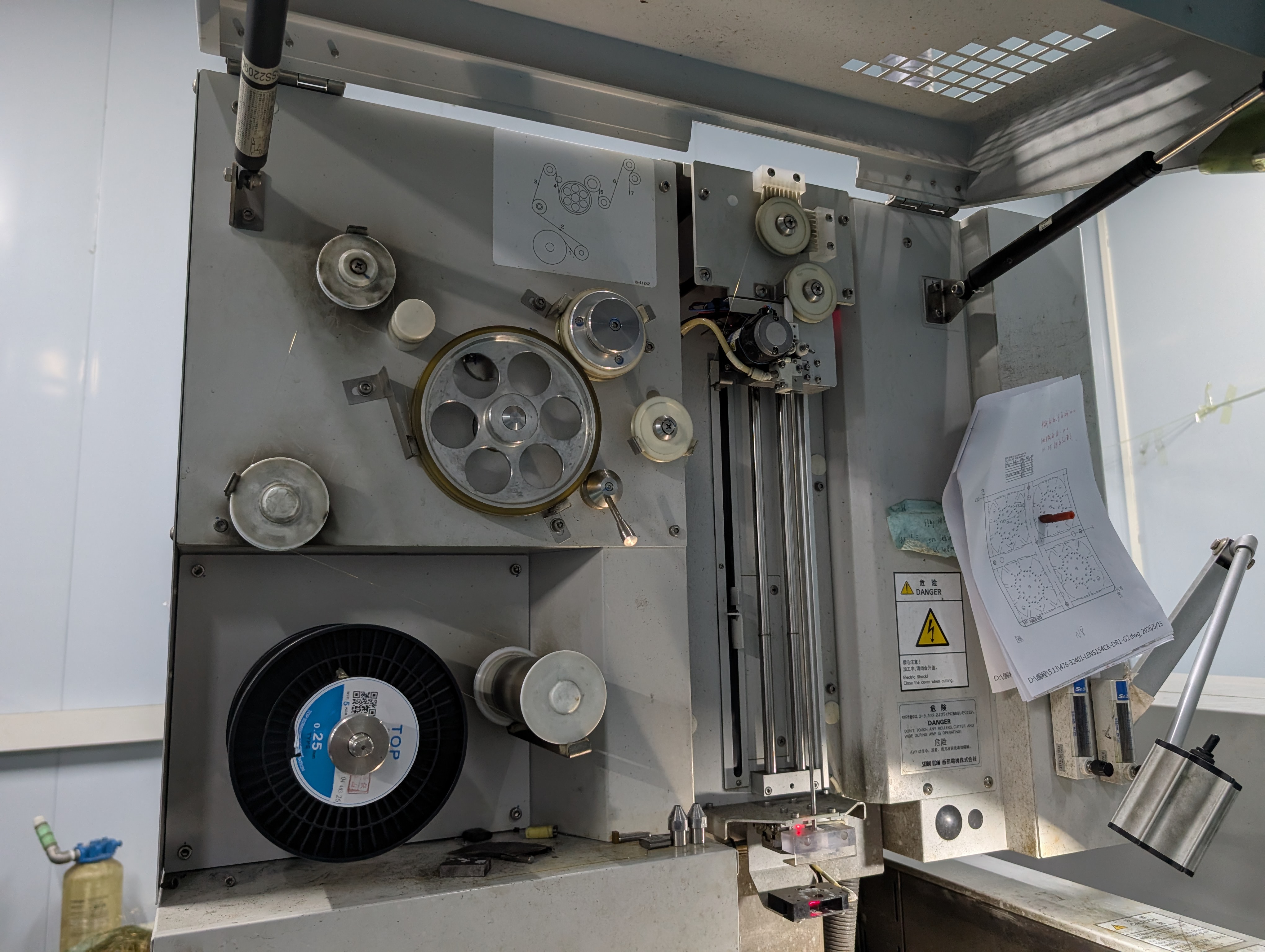 Infrastrutture di produzione di precisione che garantiscono qualità e affidabilità costanti
