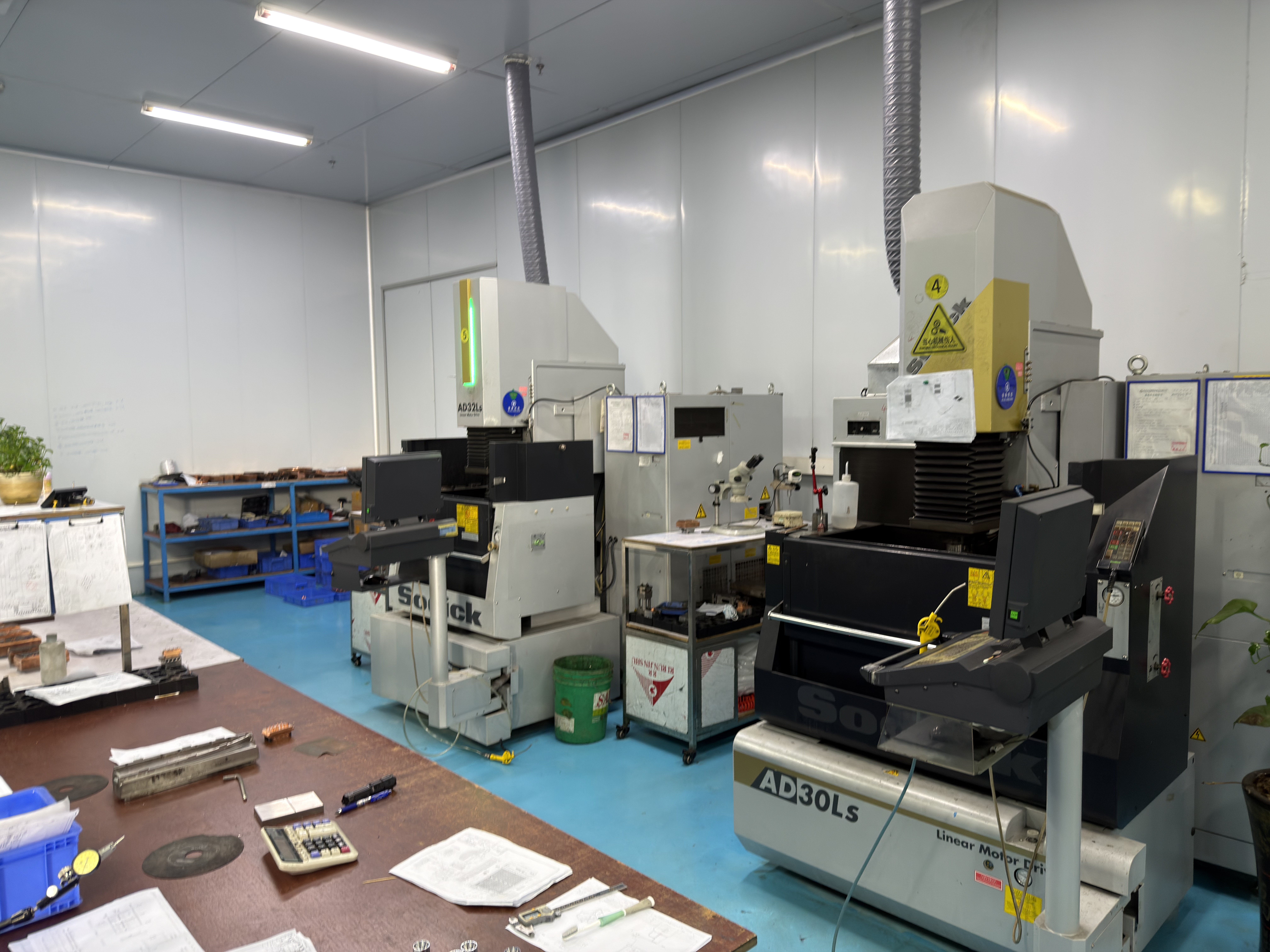 How Does Mold Making Support Custom Product Development Projects?