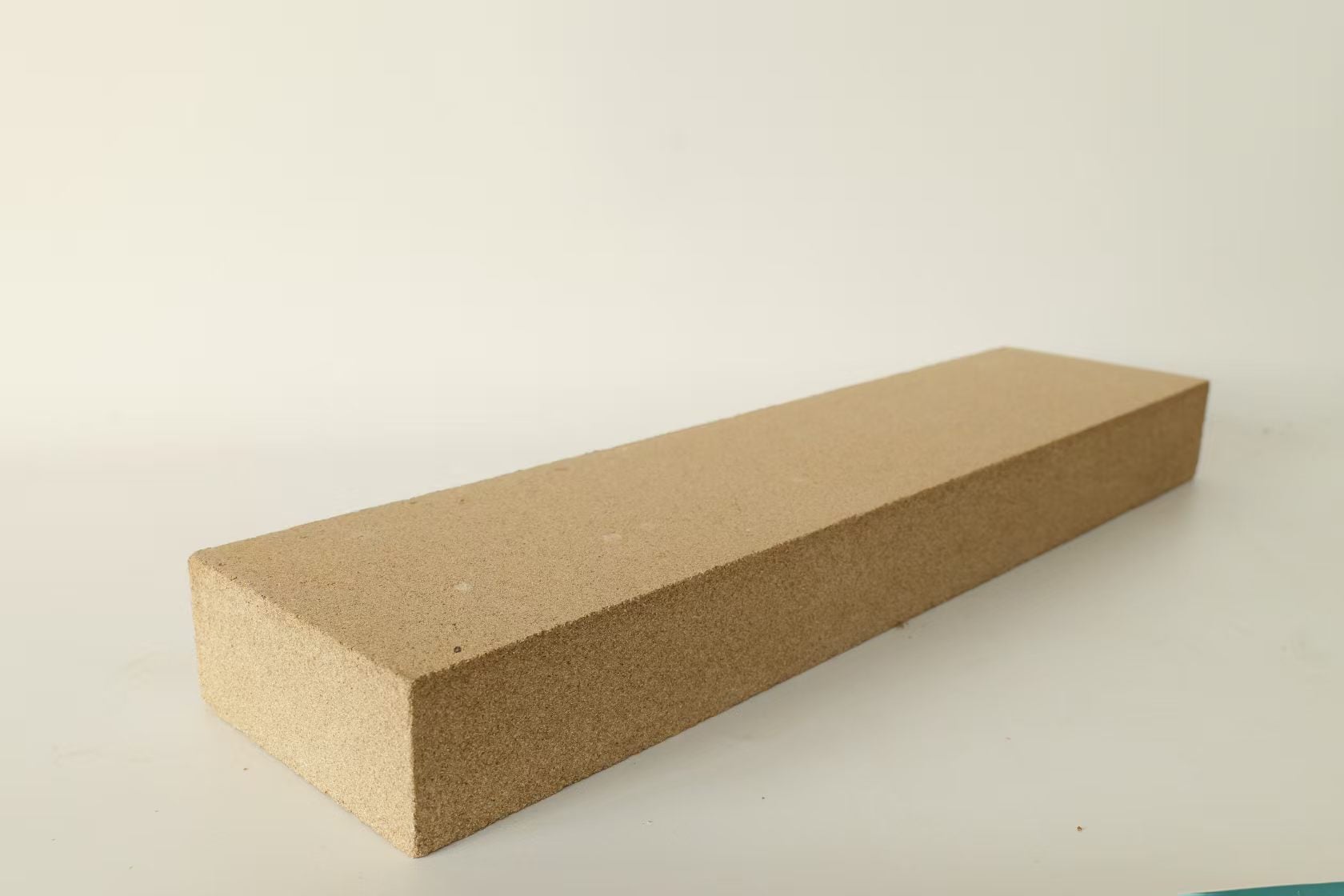 Millegap High Quality Low Density 500 Kg/m³ Electrolytic Aluminum Cells Refractory Vermiculite Bricks