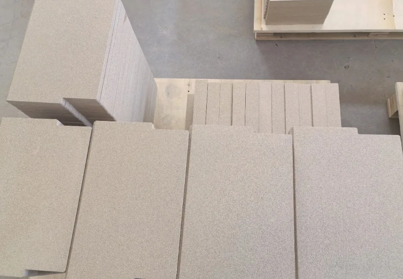 Customized shaped vermiculite boards