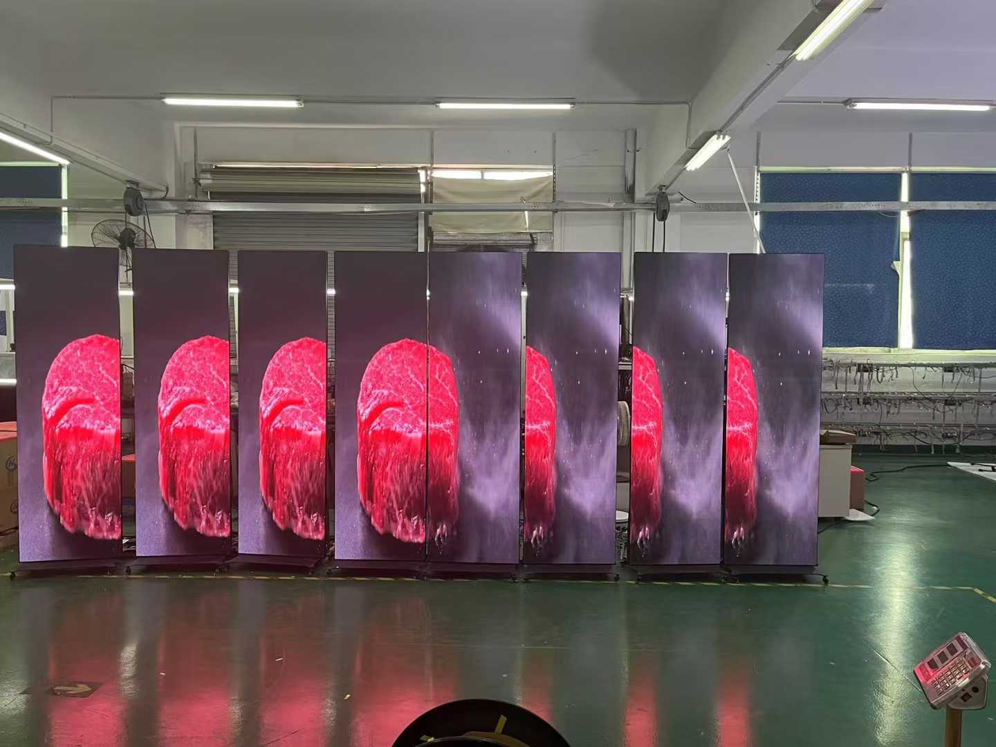 Schermi LED per Poster Outdoor Duraturi per una Visibilità Senza Paragoni