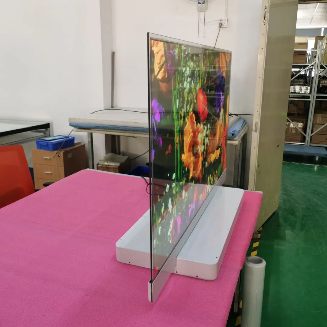 Uzvariet ar OLED ekrāniem interaktīvajiem displejiem, paaugstinot vizuālo pieredzi