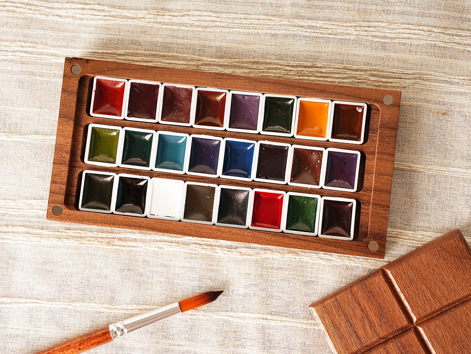 Poezie Premium Wooden Watercolor Set – Chocolate Box Edition | Professional Shimmering Pearlescent Pigment Palette