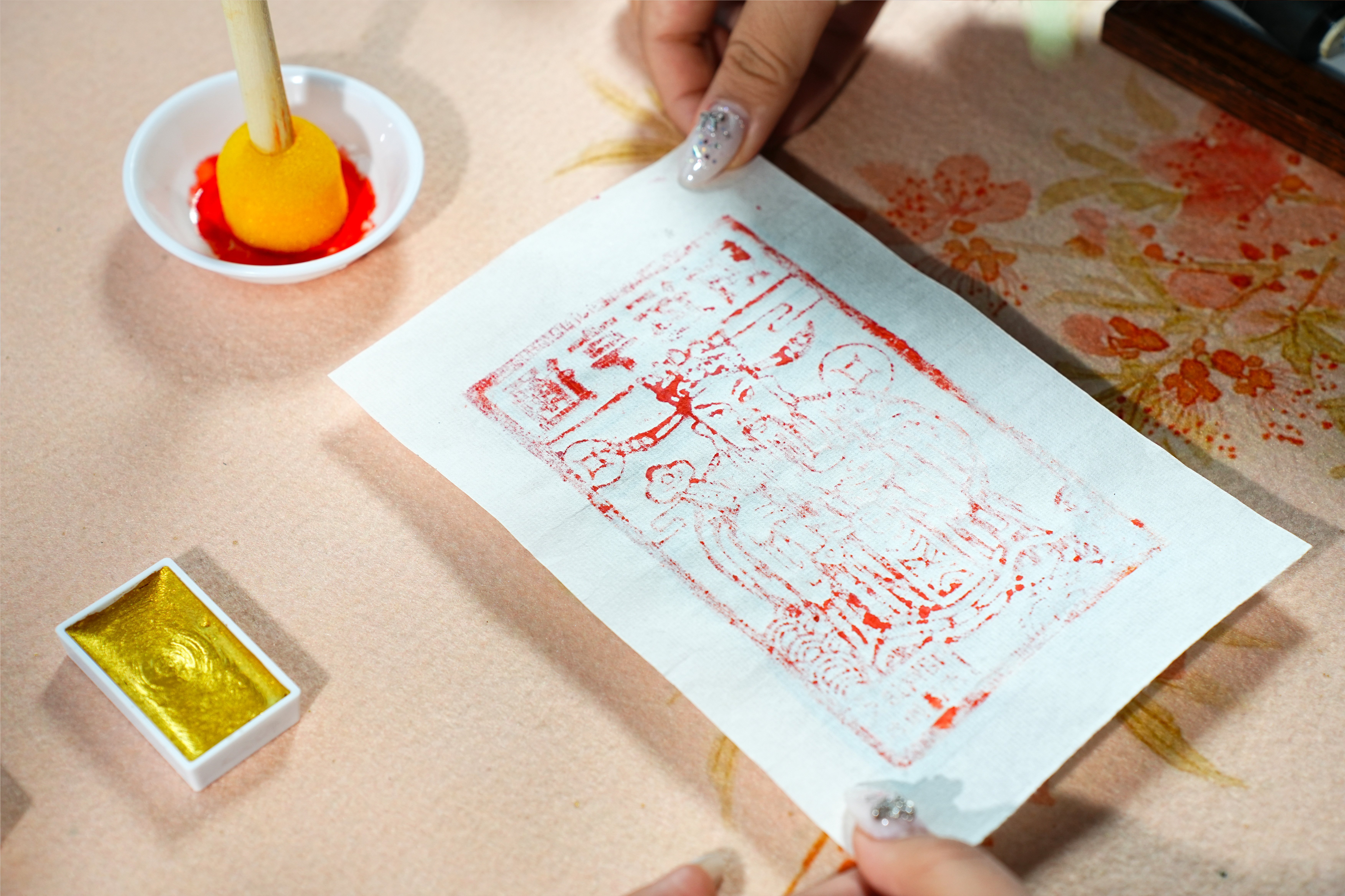Dabbing Color using Sponge Brush