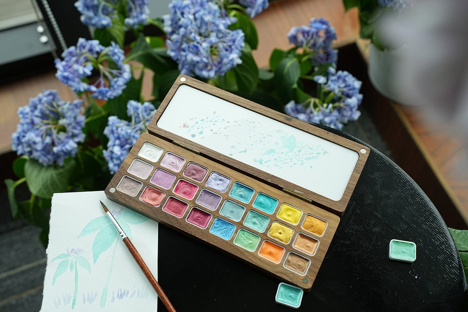 Poezie Luxury Solid Watercolor Series – Handcrafted Wooden Box Collection